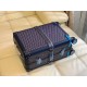 Bourget 20” Trolley Case。50 cm x 24 cm x 36 cm