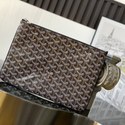 SENAT Medium Clutch Bag