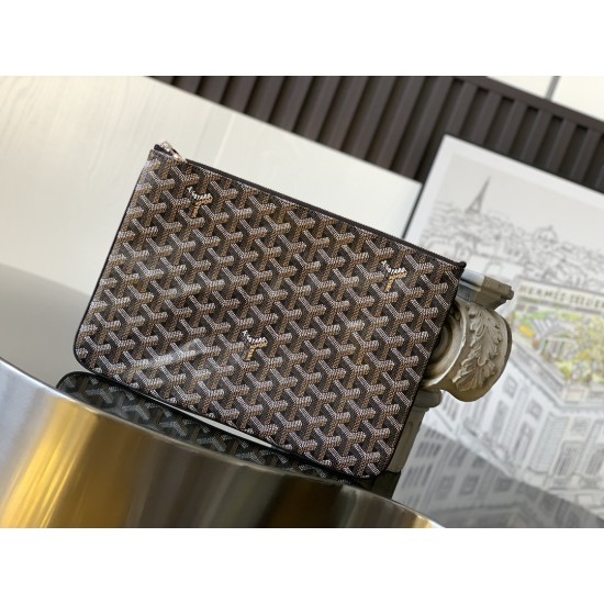 SENAT Medium Clutch Bag