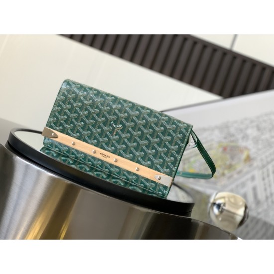 Monte-Carlo Small Clutch Bag