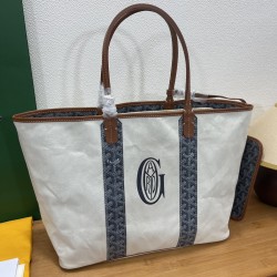 Saint Louis Pertuis  tote bag
