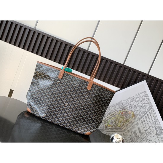 Artois Medium Zipper Tote Bag