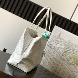 Bellechasse Biaude Small Bag
