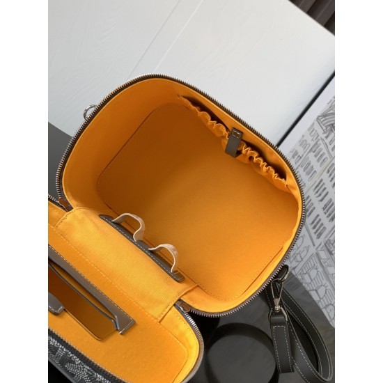 Muse Cosmetic Bag