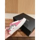 Skateboard shoes