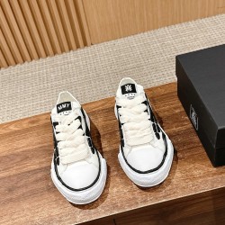Leisure sports shoes bone shoes
