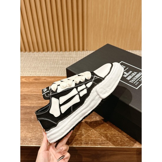 Leisure sports shoes bone shoes