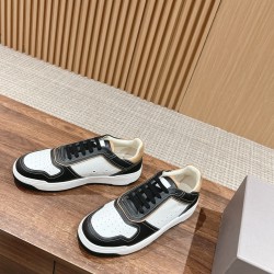 Men ports shoes
