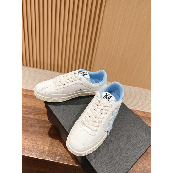 Skateboard shoes
