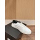Skateboard shoes