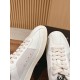 Skateboard shoes