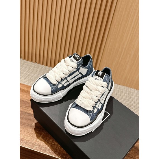 Leisure sports shoes bone shoes