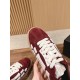 Skateboard shoes