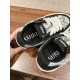 Skateboard shoes