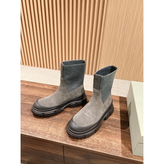 BOOTS