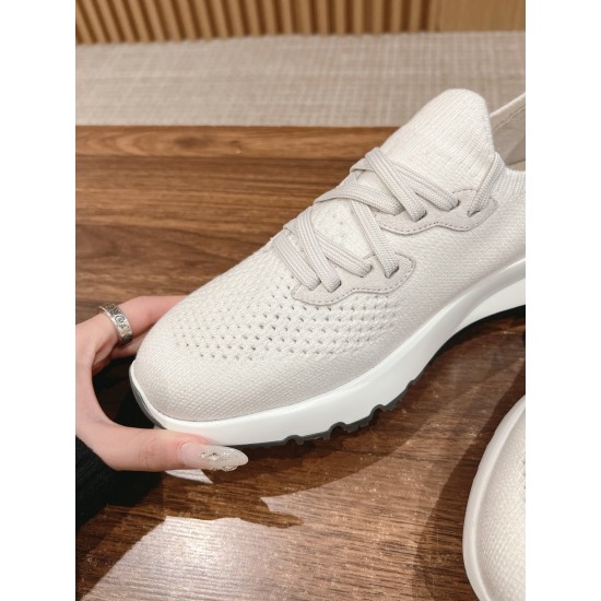 Men ports shoes
