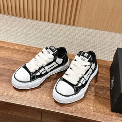 Leisure sports shoes bone shoes