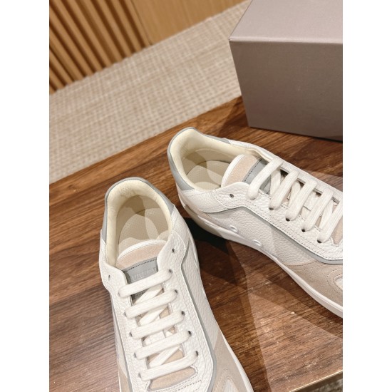 Men ports shoes