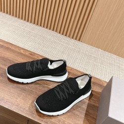 Men ports shoes