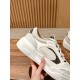 skate shoes