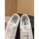 Skateboard shoes