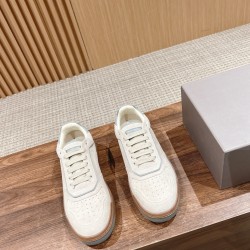 Men ports shoes
