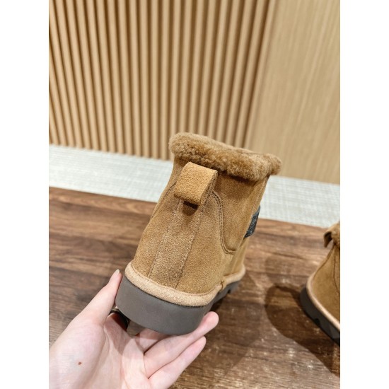 BOOTS