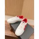 Skateboard shoes