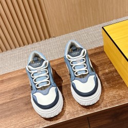 skate shoes