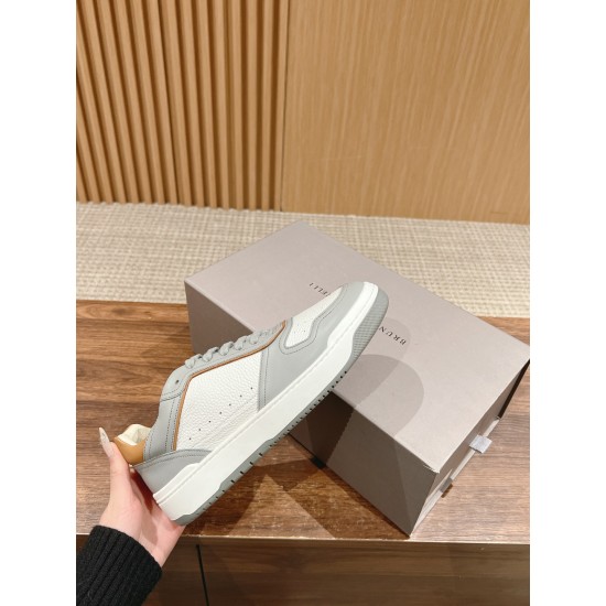 Men ports shoes