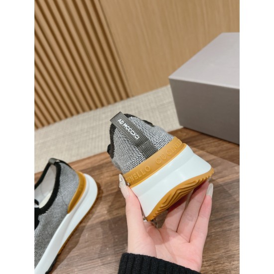 Men ports shoes