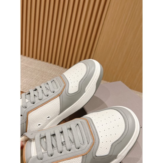 Men ports shoes