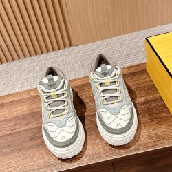 skate shoes