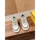 skate shoes