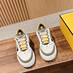 skate shoes