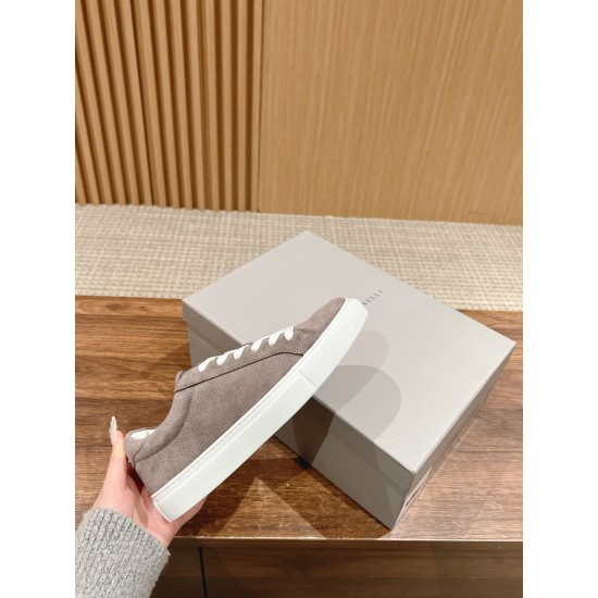 Sneakers Women