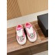 Skateboard shoes