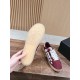 Skateboard shoes
