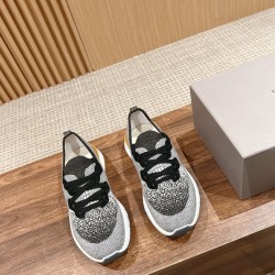 Men ports shoes