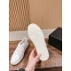 Skateboard shoes