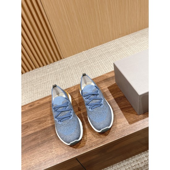 Men ports shoes