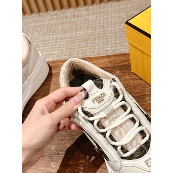 skate shoes