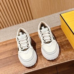 skate shoes