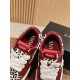 Skateboard shoes
