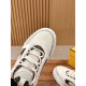 skate shoes