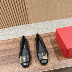 sandal