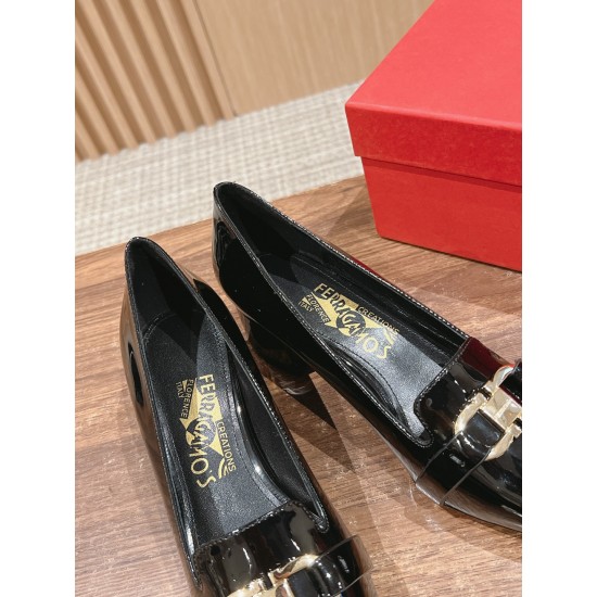 sandal