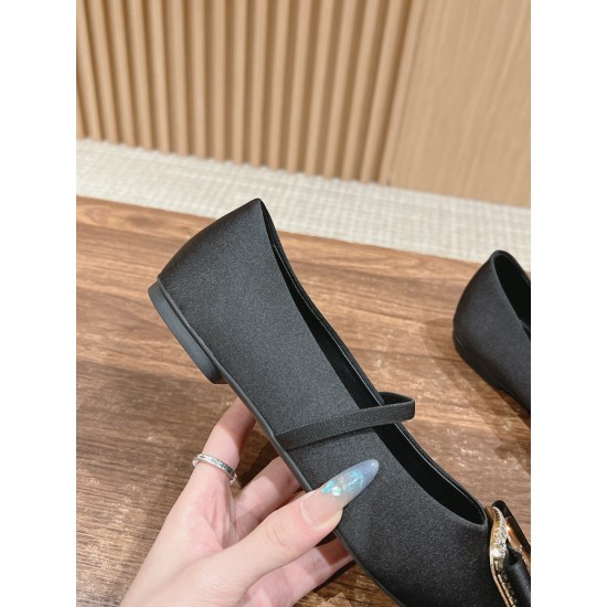 sandal