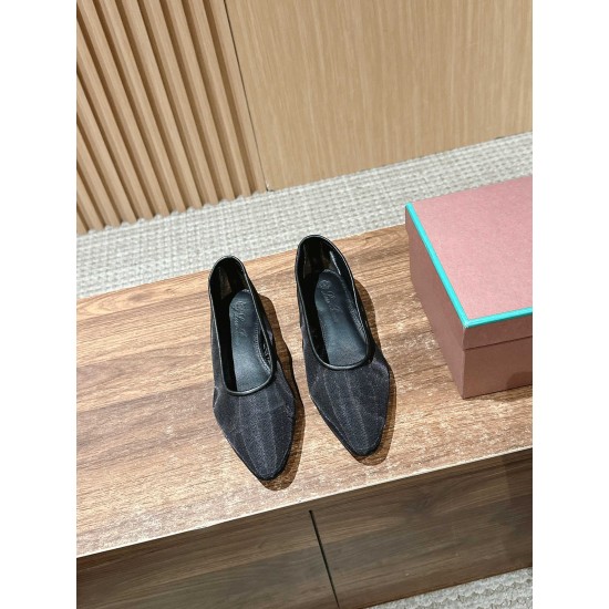 sandal