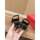 sandal